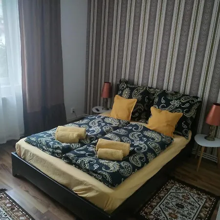 La Monica - Straja - Lupeni - Retezat - Parang Apartament